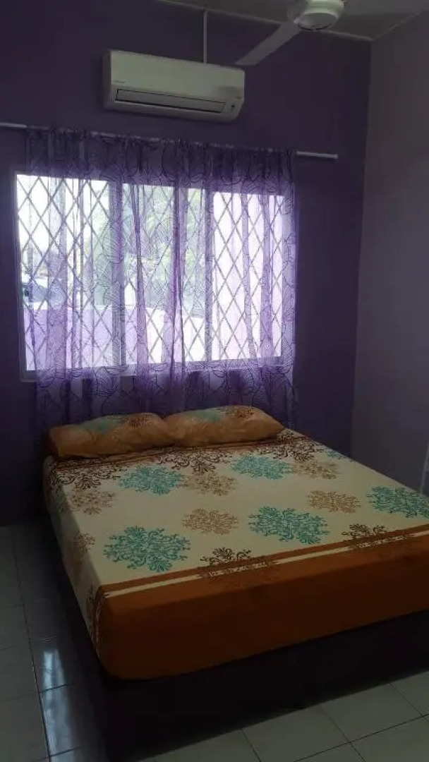 Cottage Muslim Homestay ByWawaSha