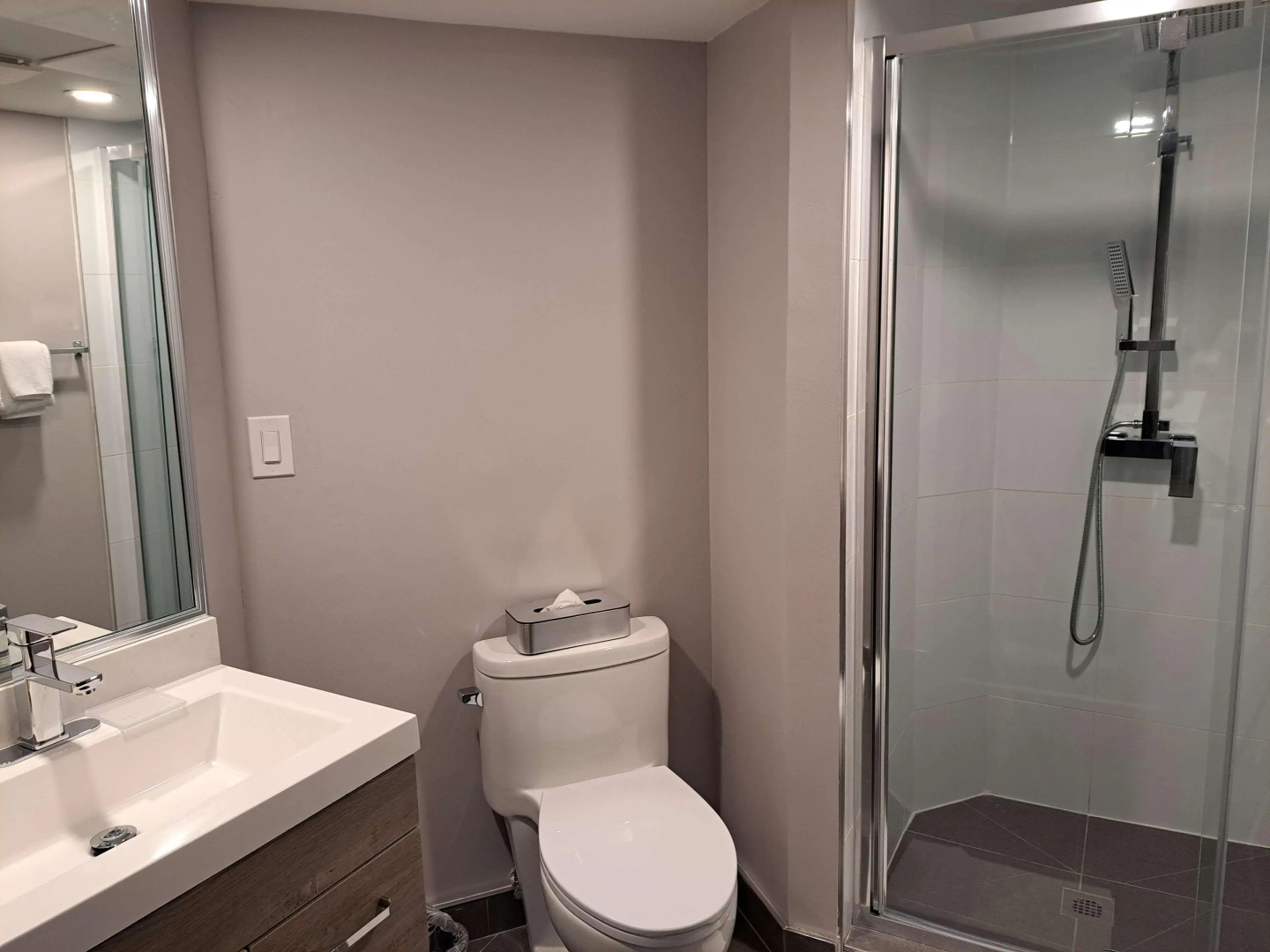 Best Western Plus Vancouver Airport Hotel