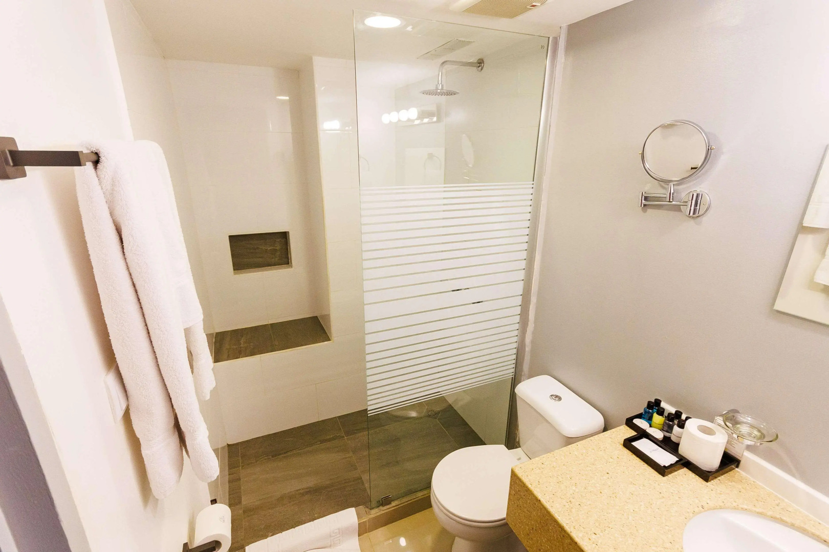 Brion City Hotel, BW Signature Collection