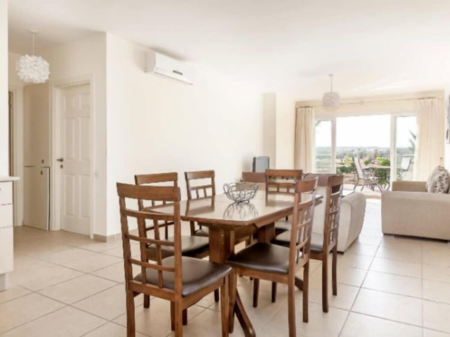 Thalassa Beach Resort Apartment 11-301