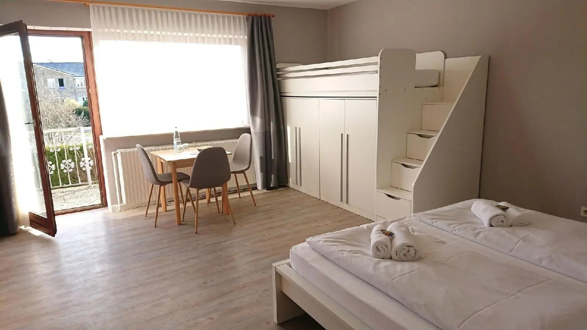 Ostseehotel Kappeln by Team SchleiFee