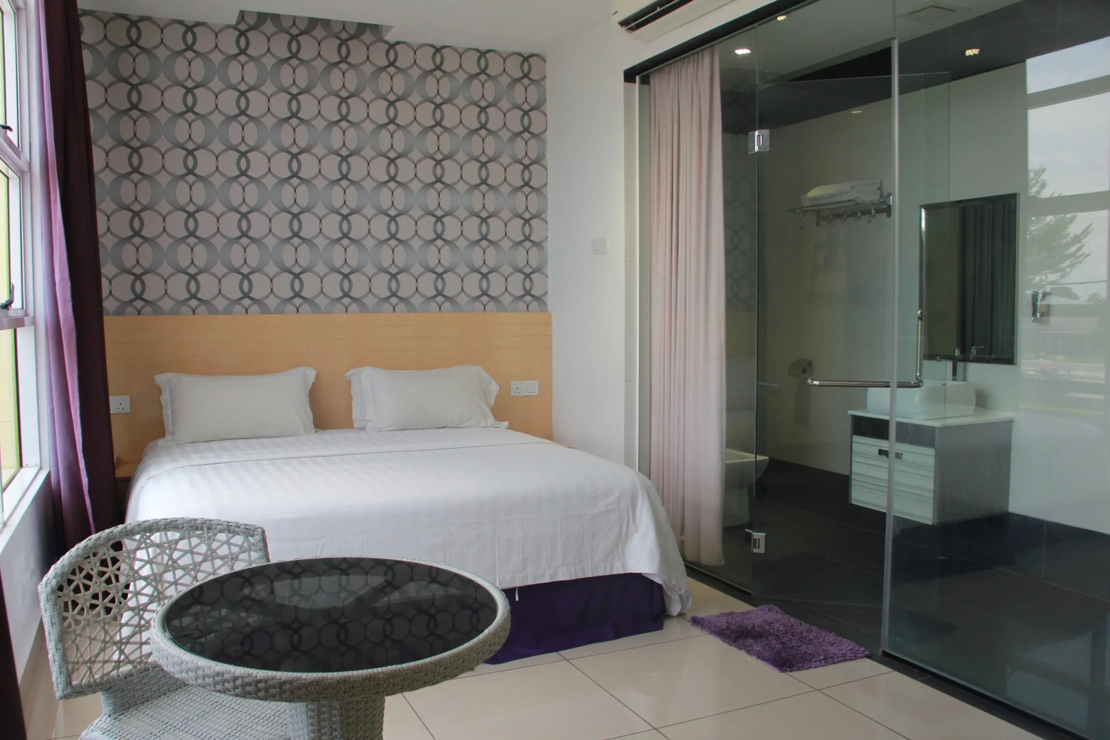 East Sun Hotel Sekinchan - Self Check In