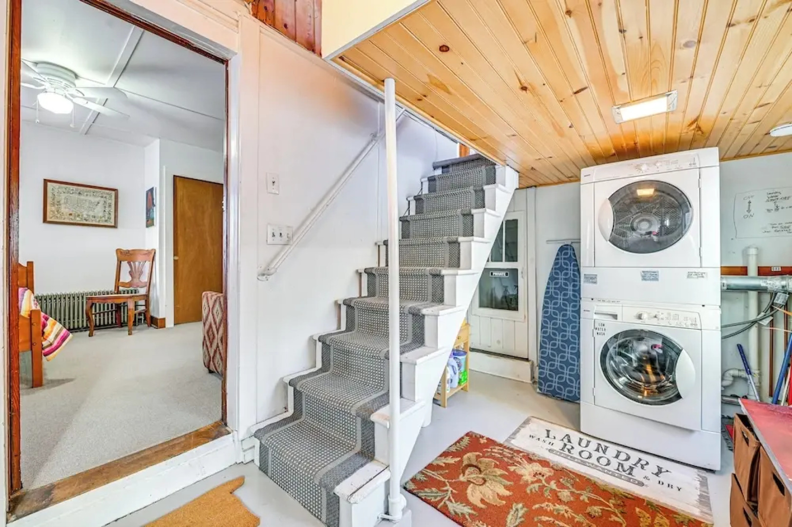 Walk to Town & River: Cozy North Creek Cottage