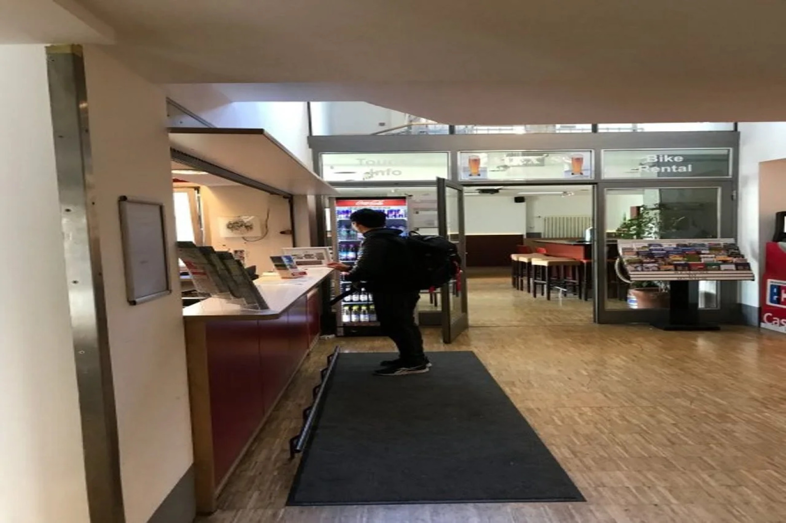 The 4 You Hostel & Hotel