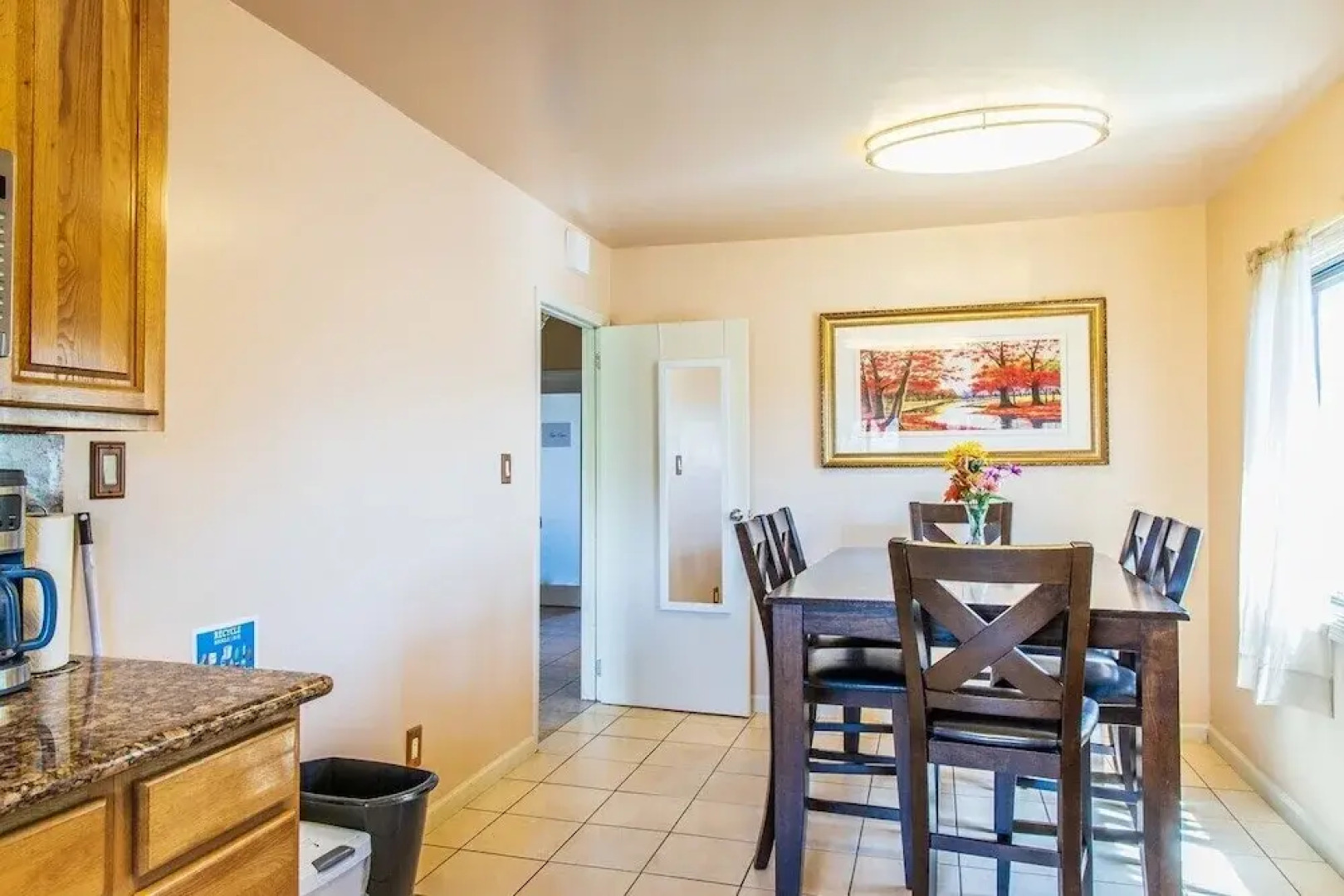 Large 2 Bed w/ Room For 8