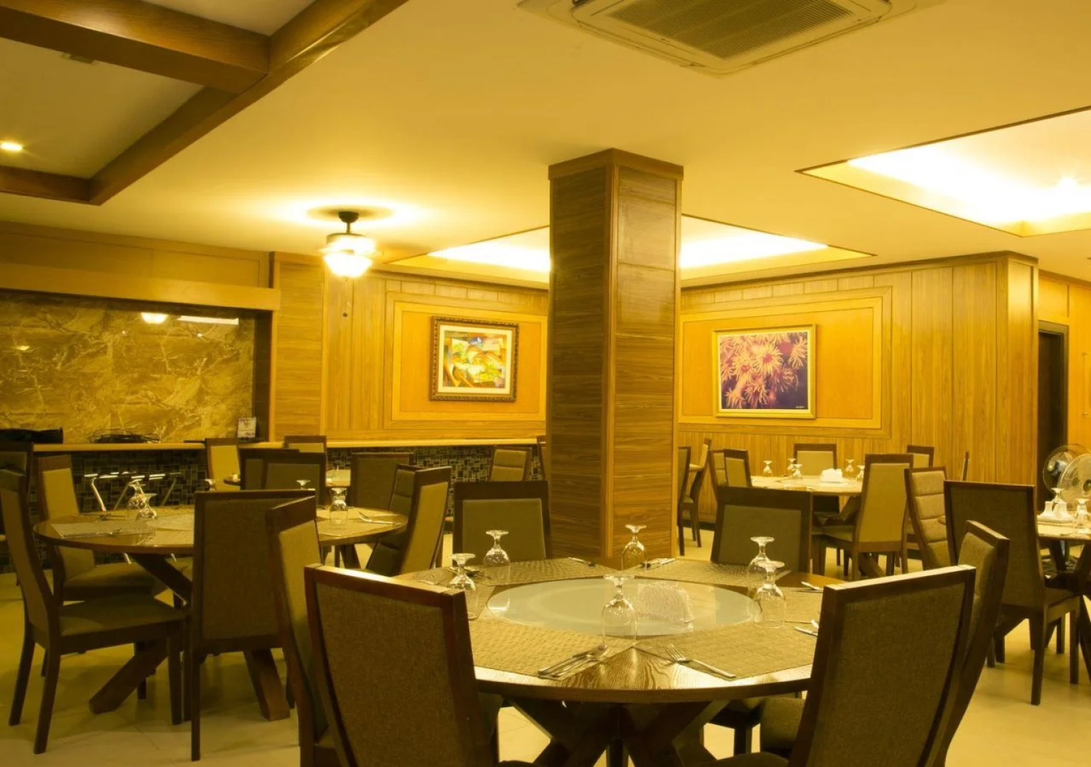 BUMA Subic Hotel and Restaurant