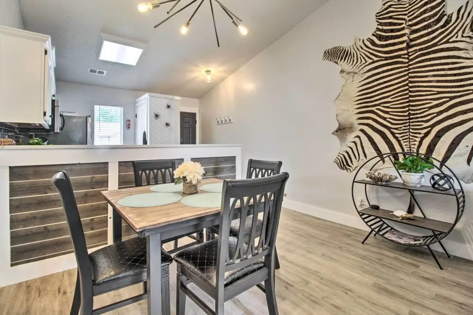 Hinesville Condo: Grill, 4 Mi to Fort Stewart