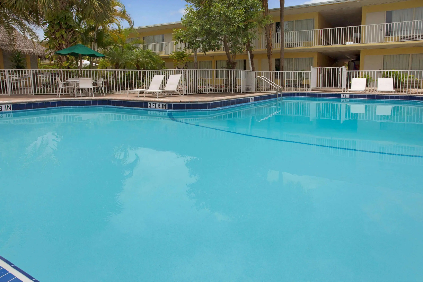 Ramada Airport & Cruise Port Fort Lauderdale