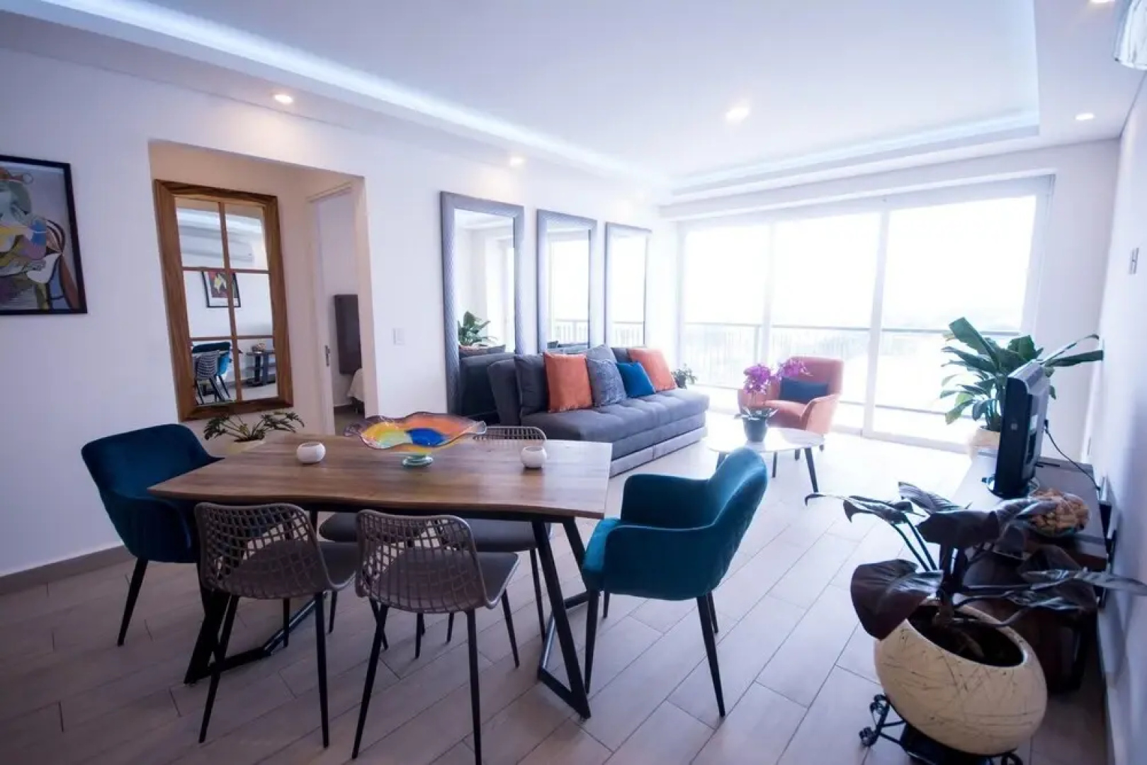 Real View Towers E506 by Casago