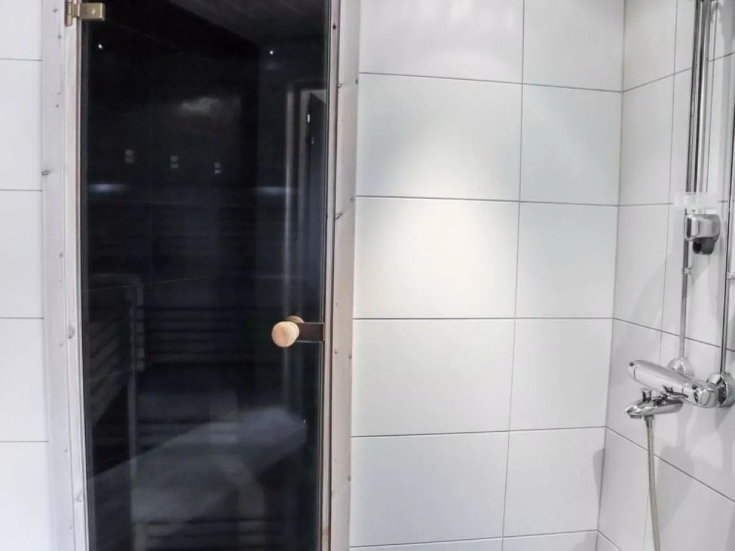 Aurinko-saaga 5 paritalo