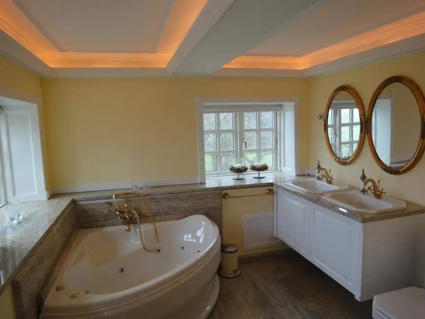 Skrøbelev Gods Manor House