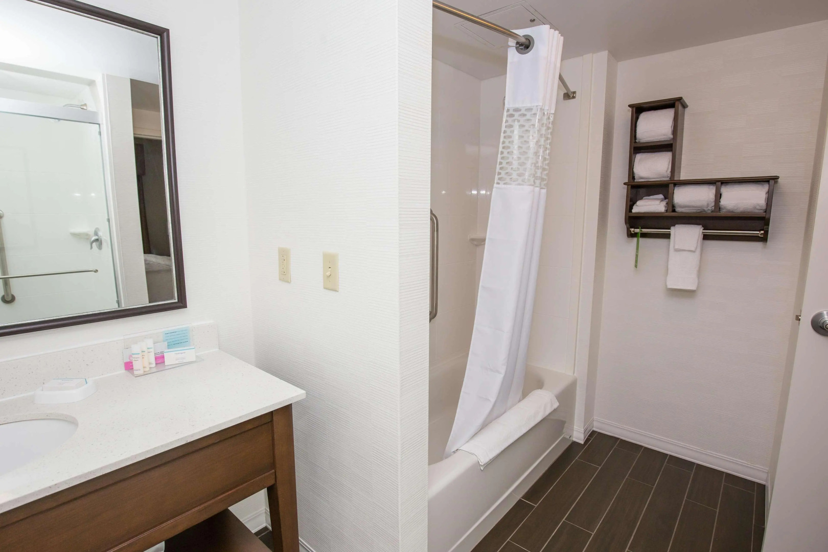 Hampton Inn & Suites Pittsburgh/Harmarville