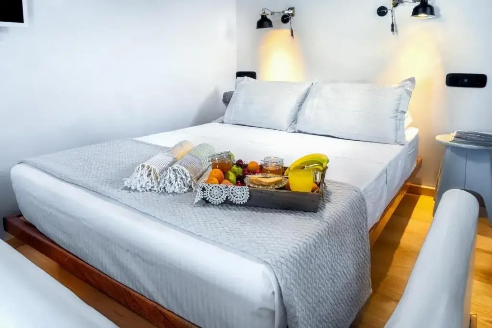 Spitaki Serifos Studio