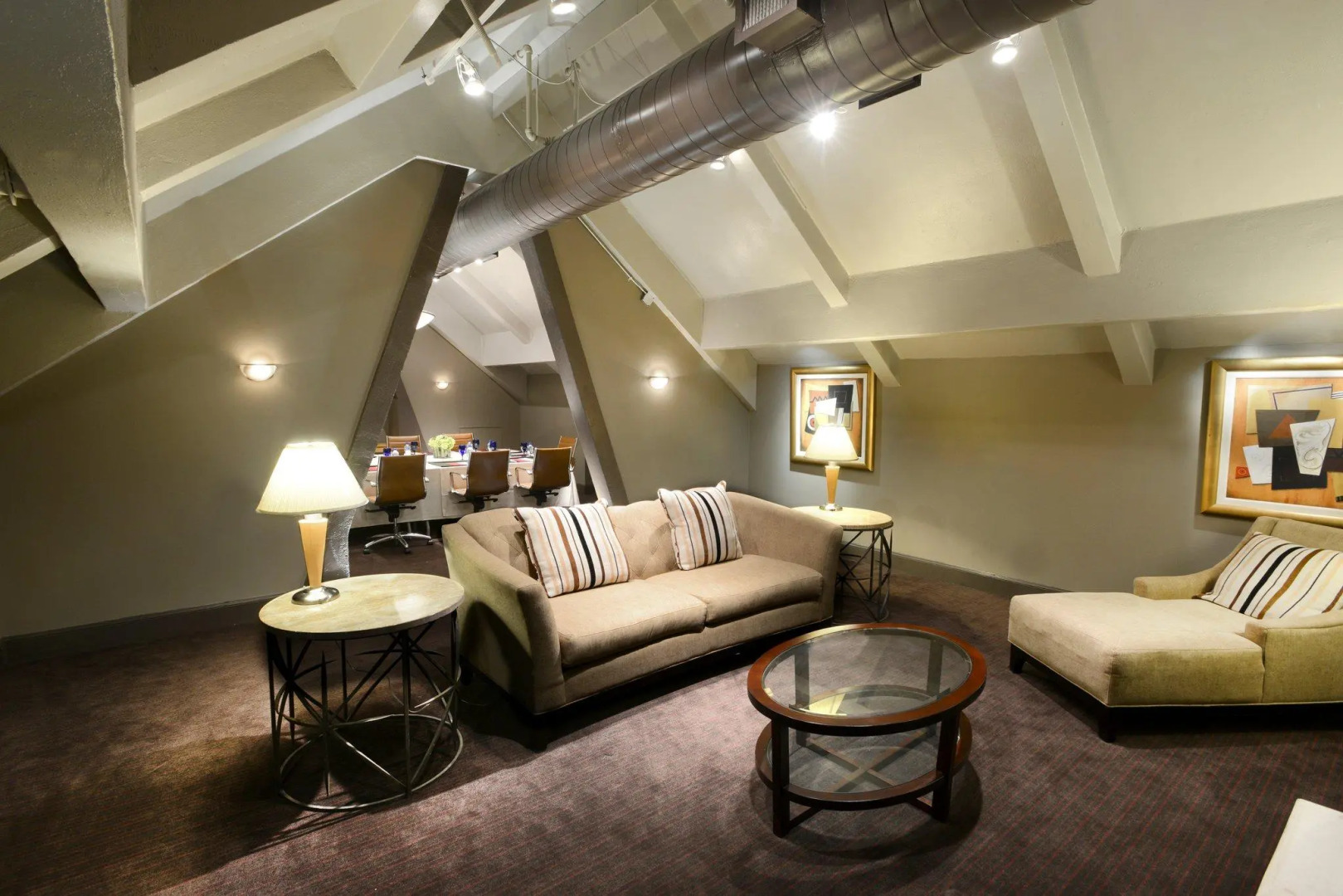 Magnolia Hotel Dallas Downtown