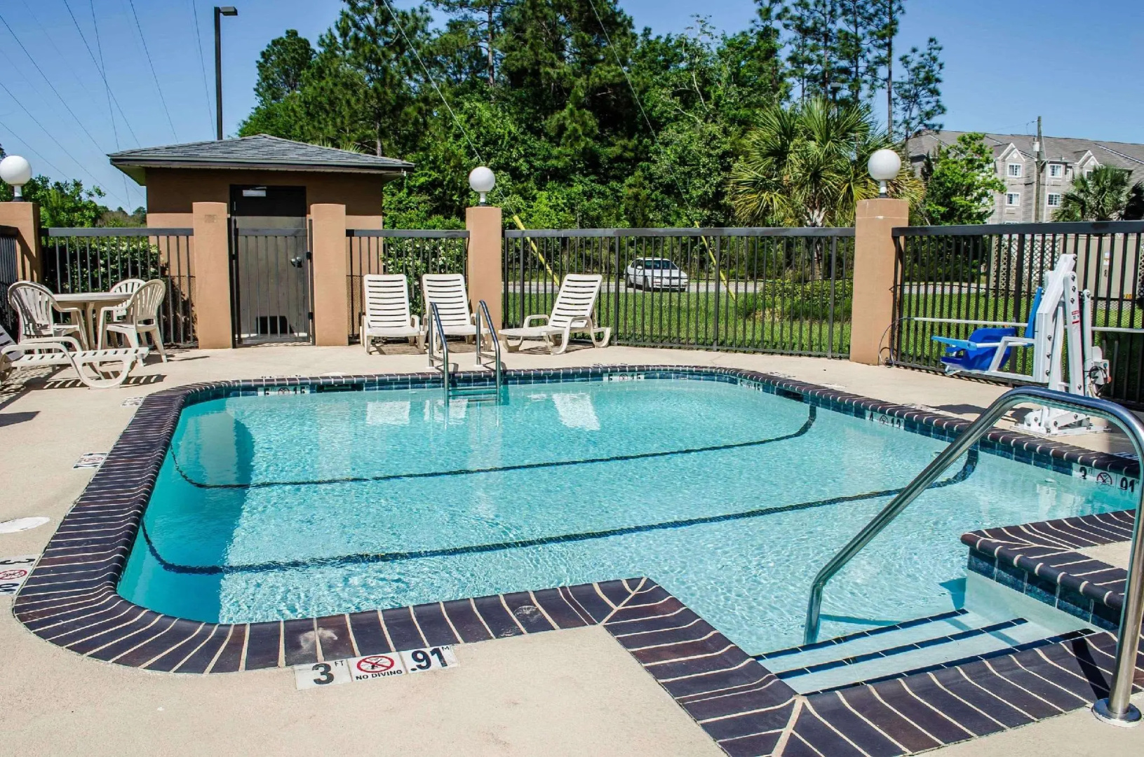 Comfort Suites North Mobile