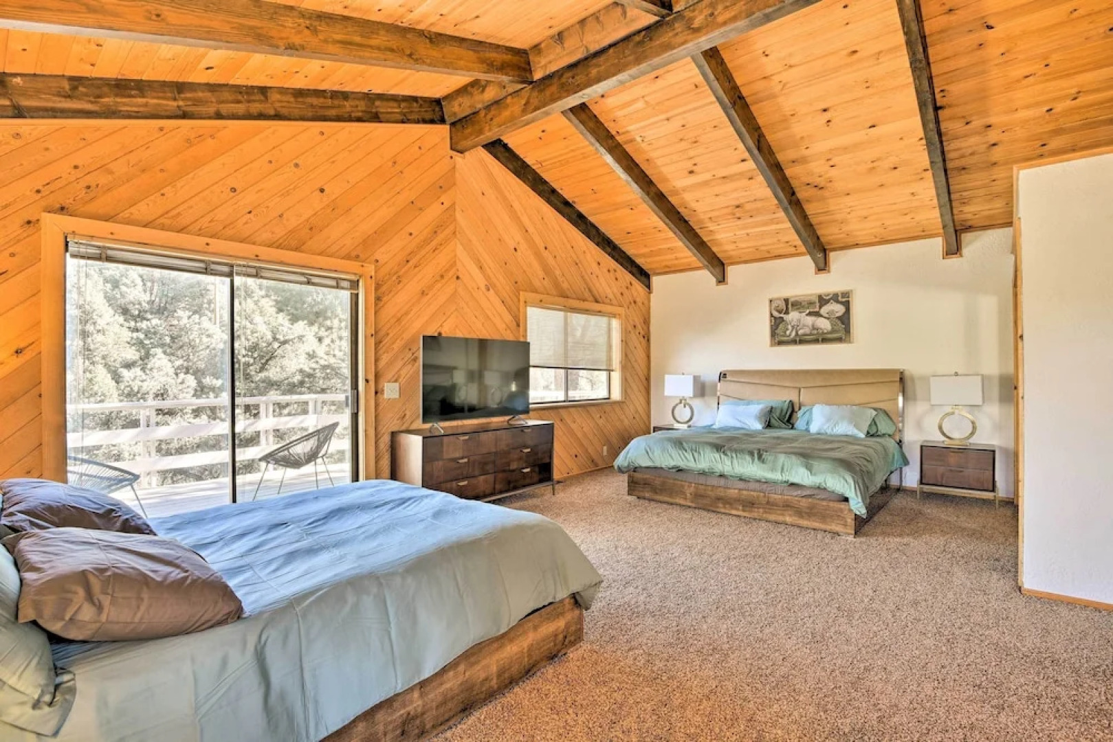 Luxe Escape w/ Decks, Mtn Views, Game Room!