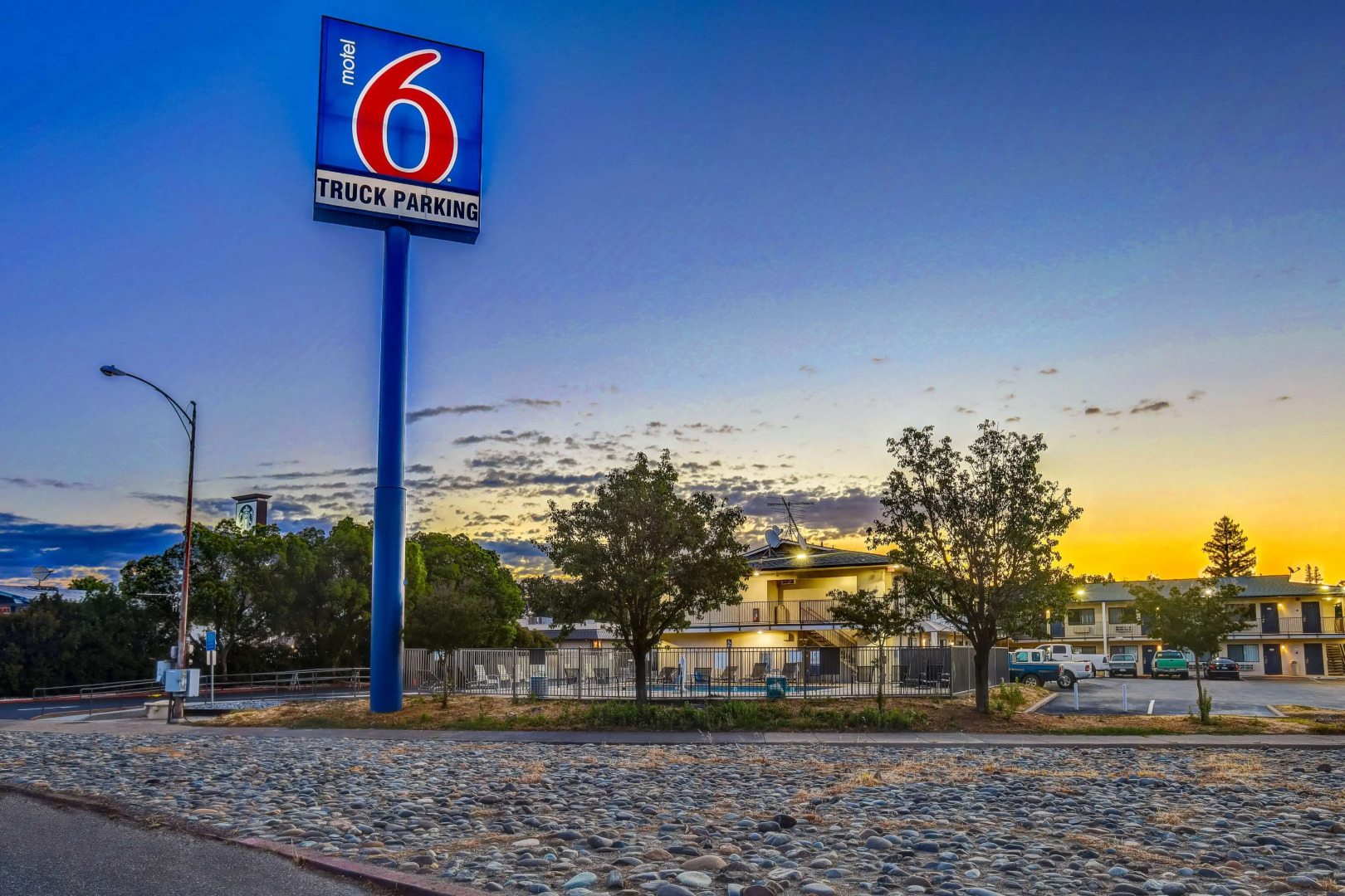 Motel 6 Red Bluff, CA