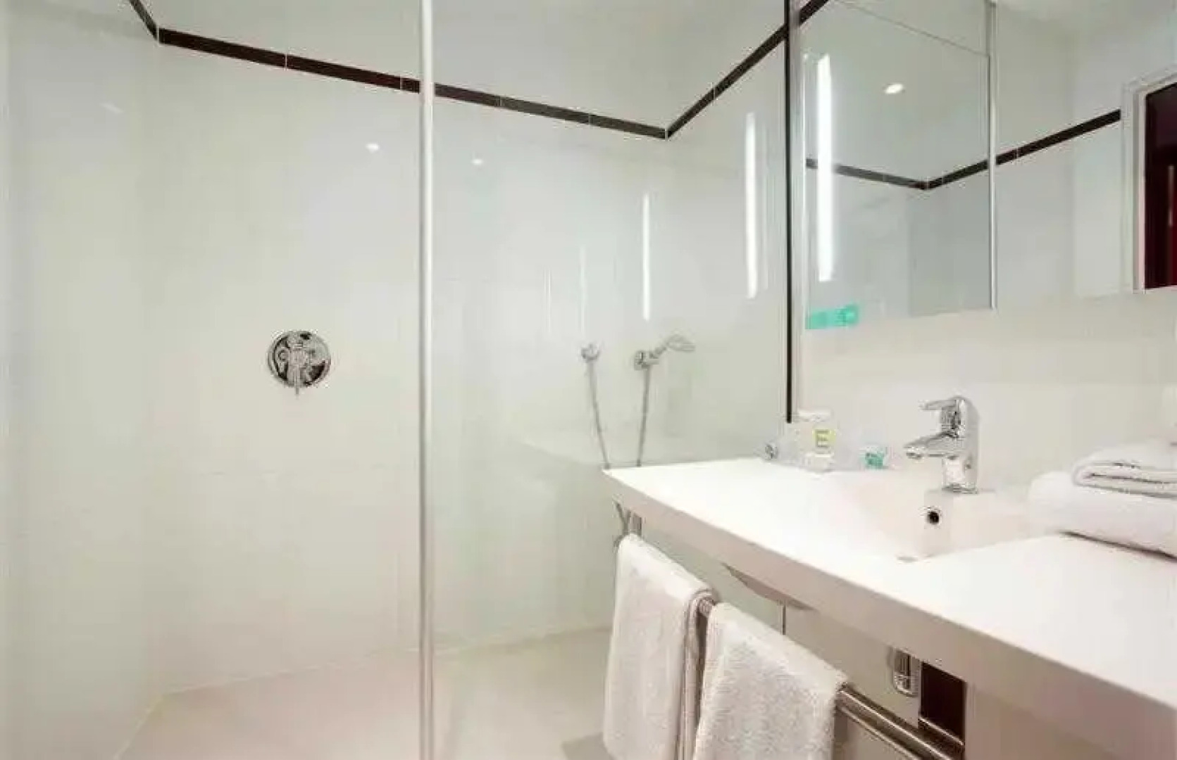 Hotel Mercure Saint Quentin En Yvelines Centre