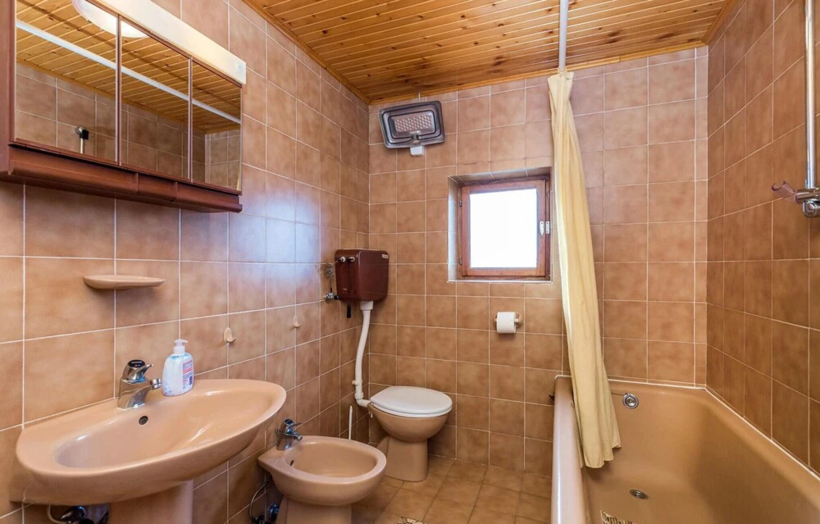 Nice Home in Sveti Juraj With Wifi and 2 Bedrooms