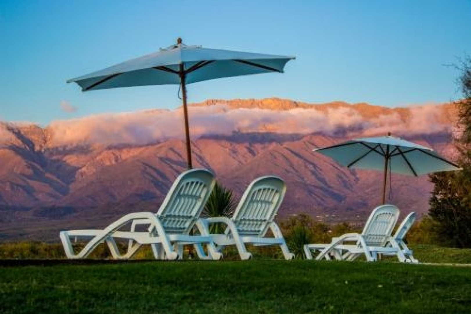 Zahrek Resorts