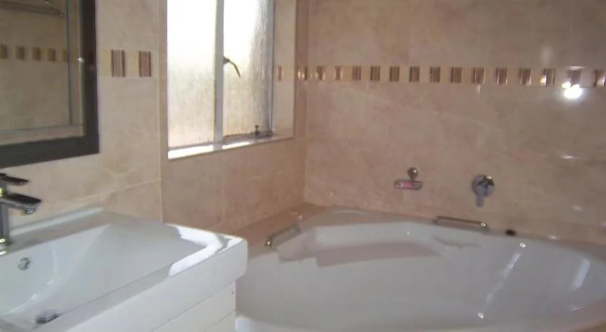 Franchise Sister Guest House