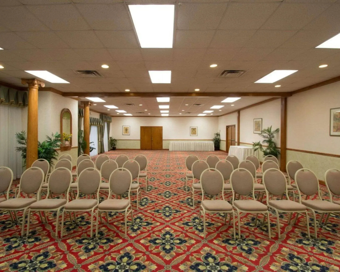 Ramada Stuart