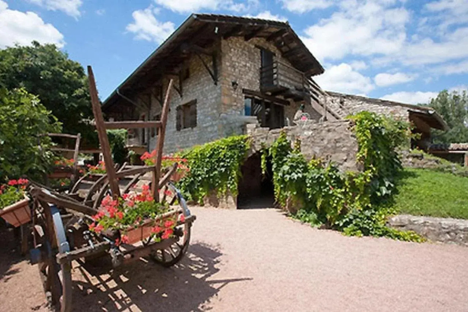 Logis Hôtel Restaurant La Vieille Ferme
