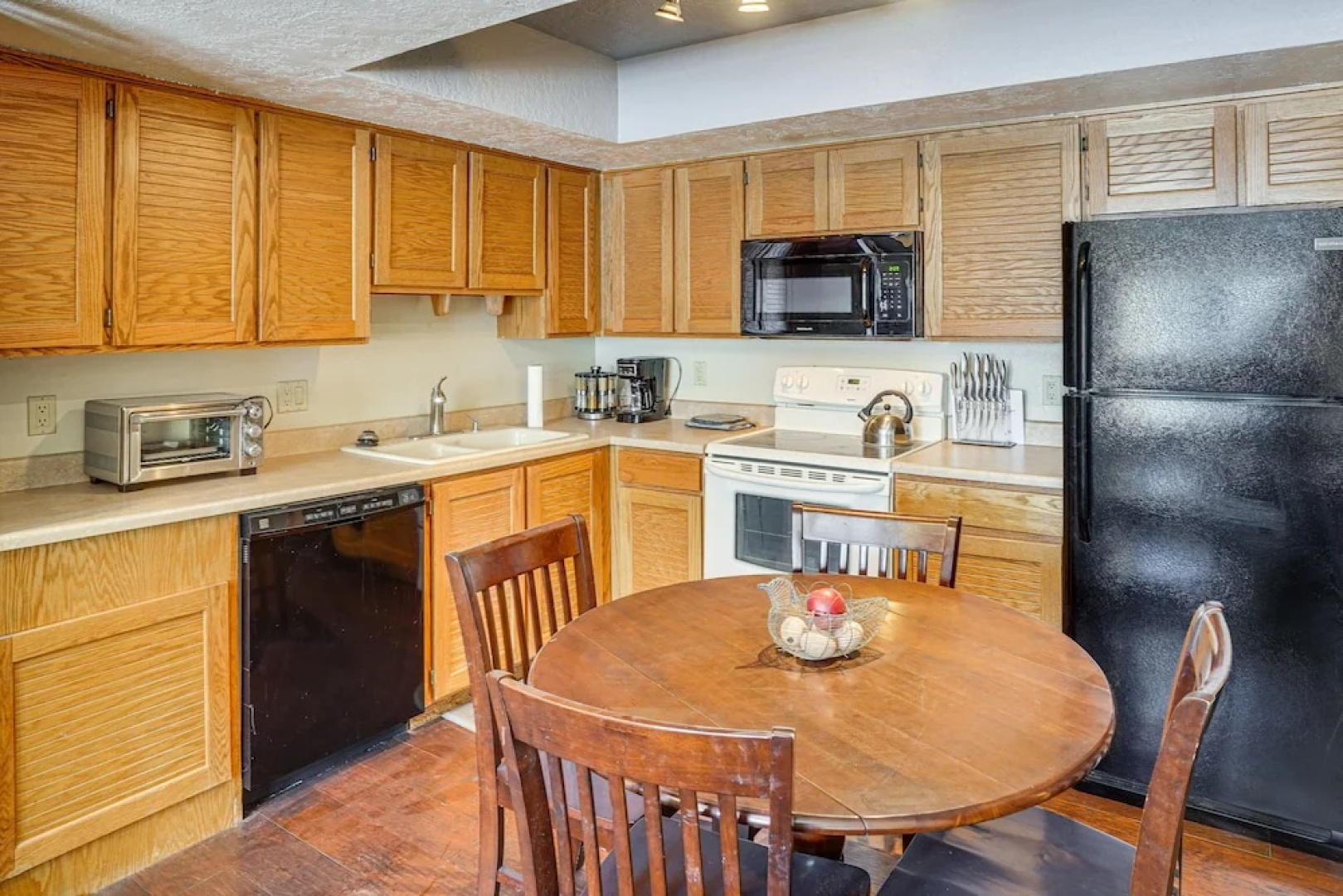 Comfy Brian Head Vacation Rental w/ Pool Access