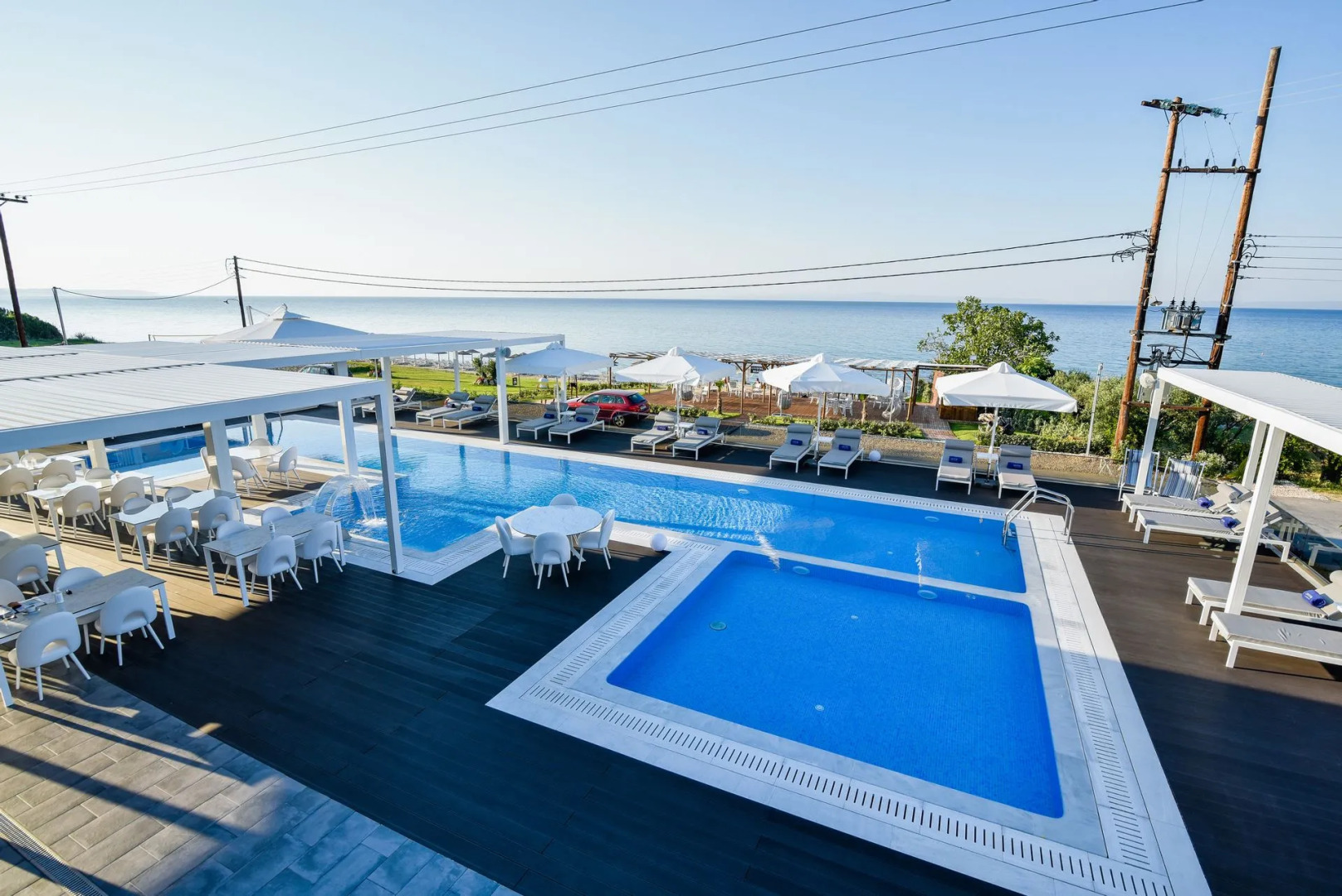 Crystal villas & suites