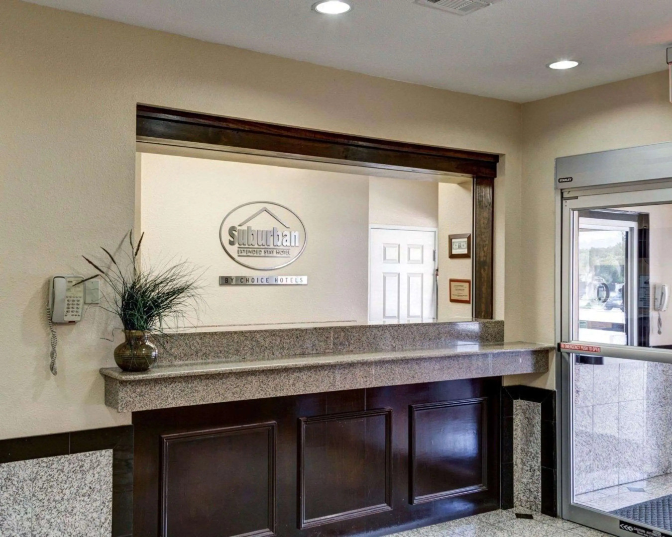 Suburban Extended Stay LaPlace