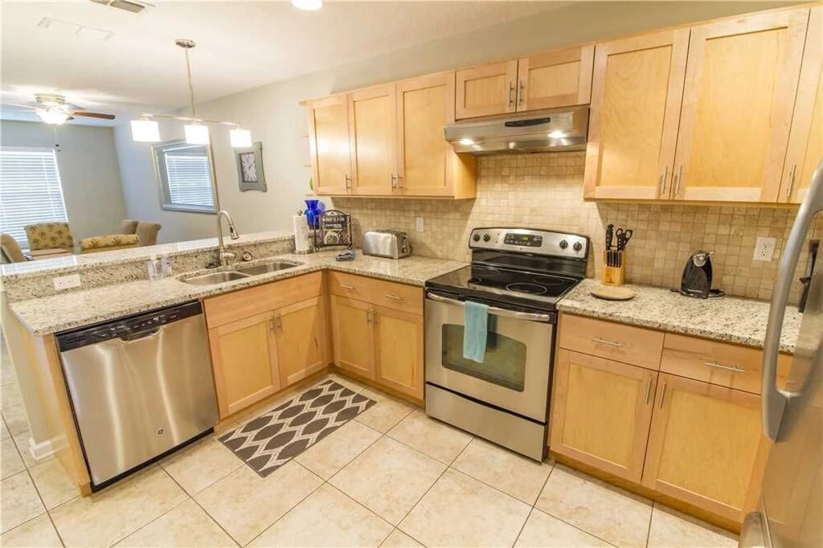 Averys Ocean Breeze A - Three Bedroom Home