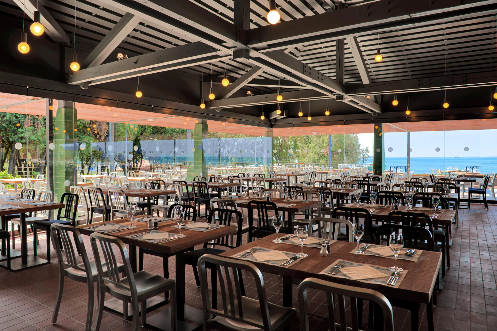 Maistra Select Amarin Resort