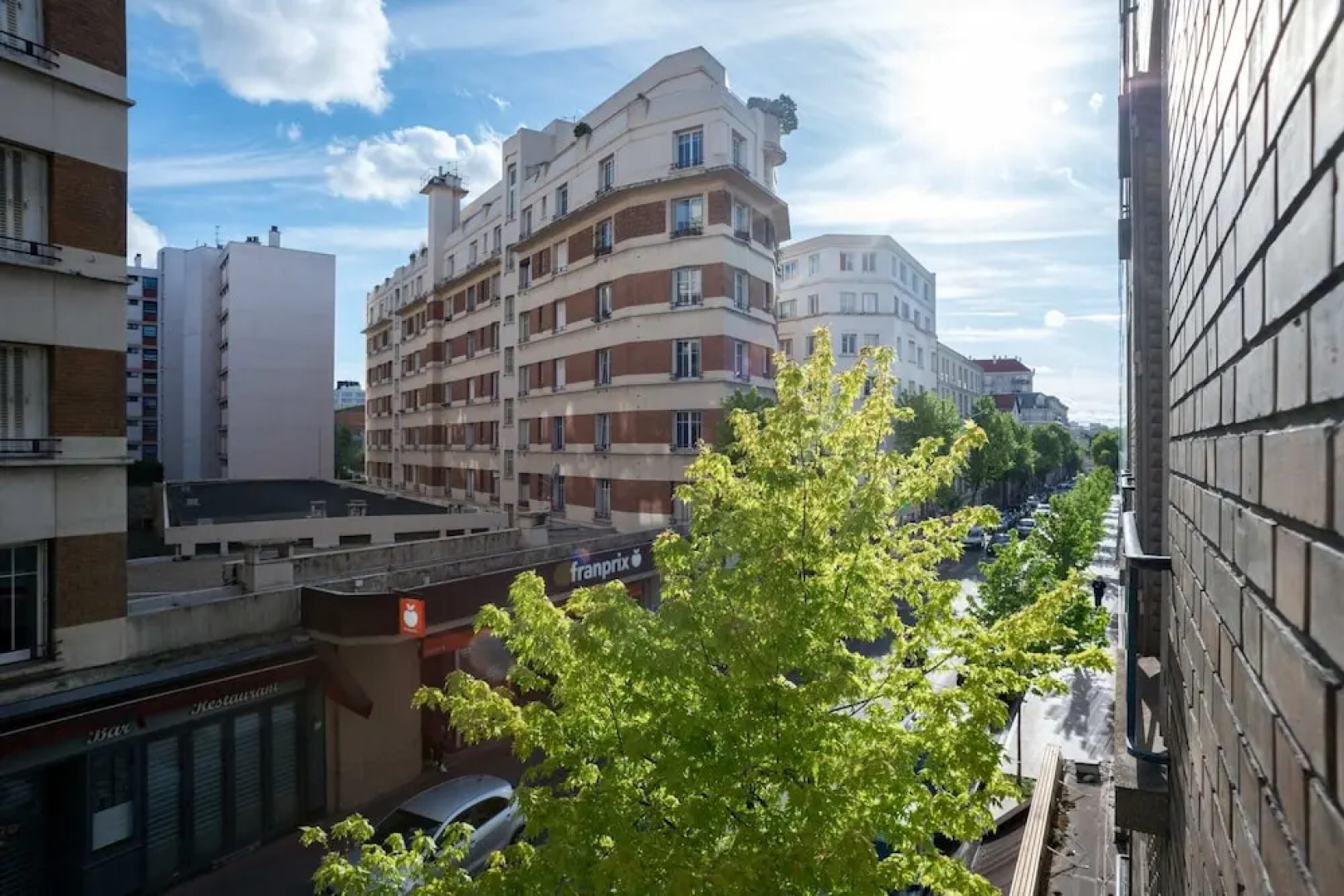 Superb Apartment at the Gateway to Paris