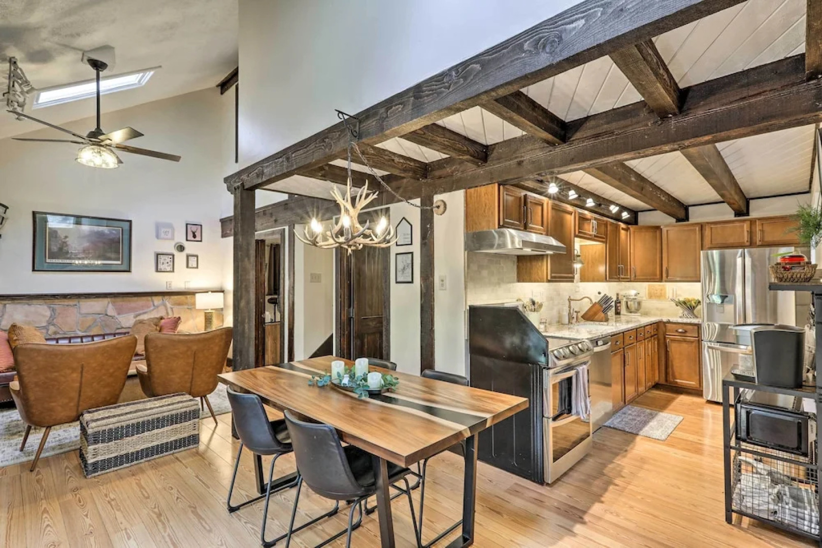 Woodsy Flagstaff Hideaway w/ Deck + Sunroom!