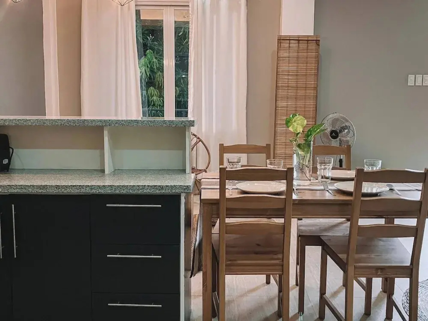 2BR Laid Back Apartment, Near Beach