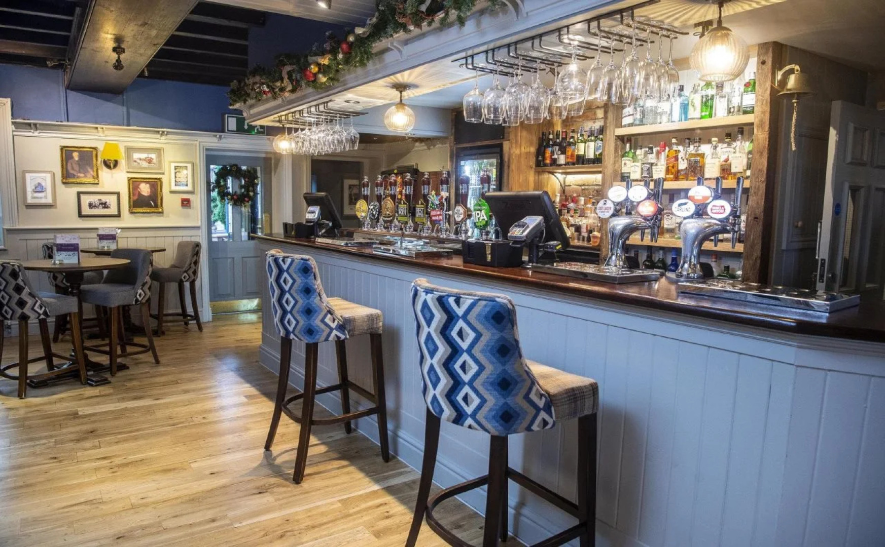 Kings Head by Chef & Brewer Collection