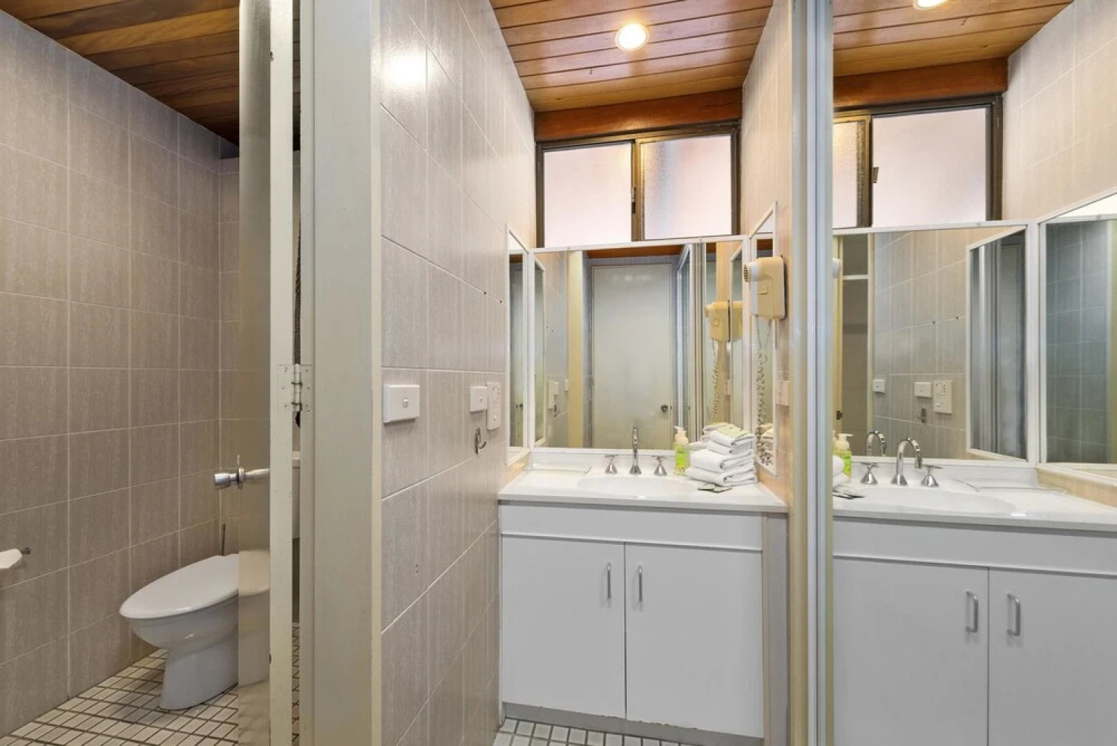 The Beachcomber - 113