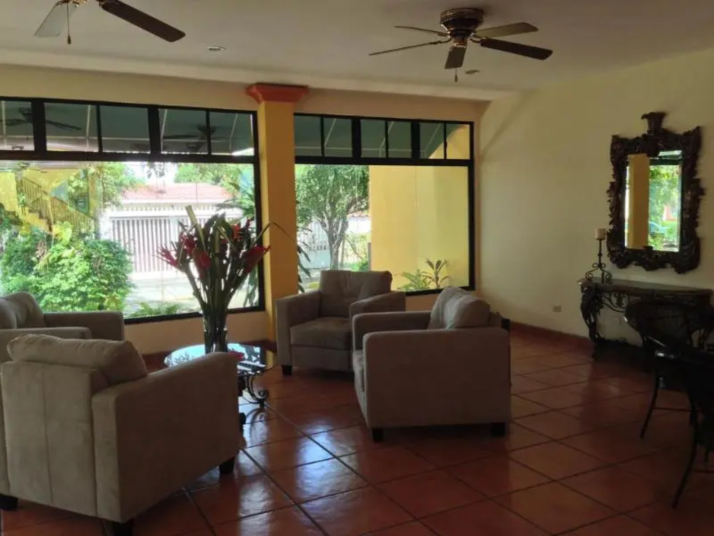 Hotel Brandts Los Robles de San Juan