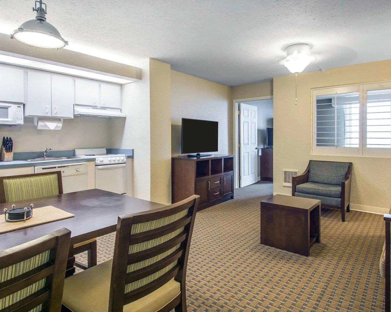 Casa Del Mar Beach Resort