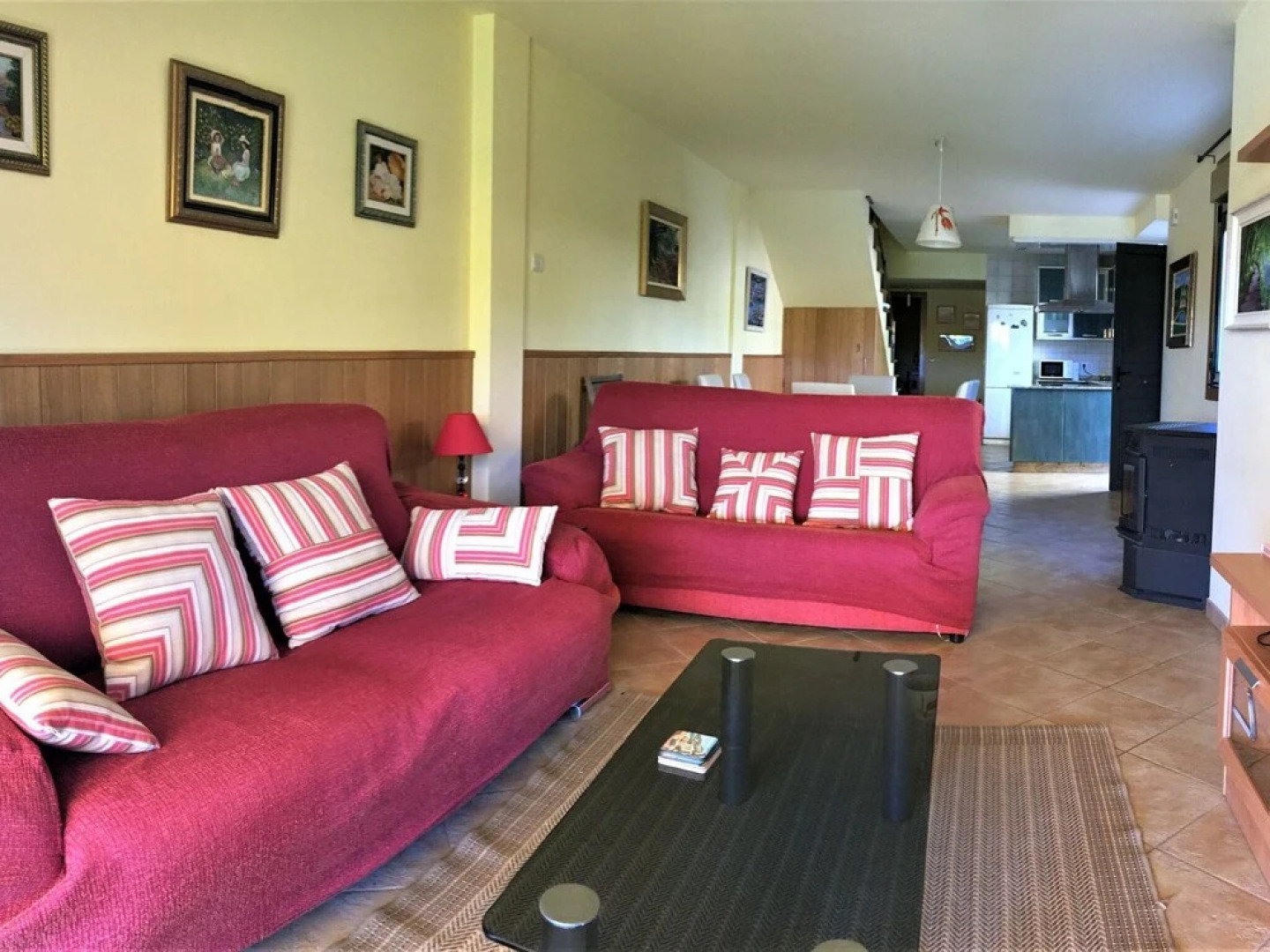 Spacious Villa in Galicia With Swimming Pool