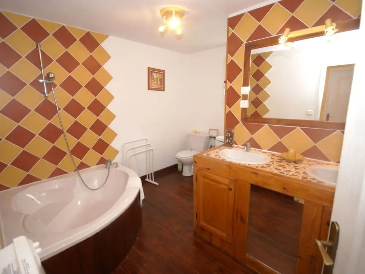 Beautifully Located Villa With Delightful Private Swimming Pool and Lovely View