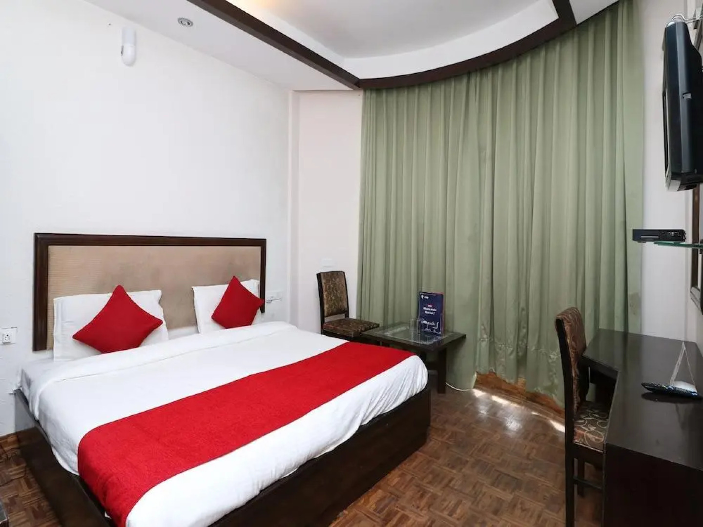 OYO 7547 Hotel Burans Residency