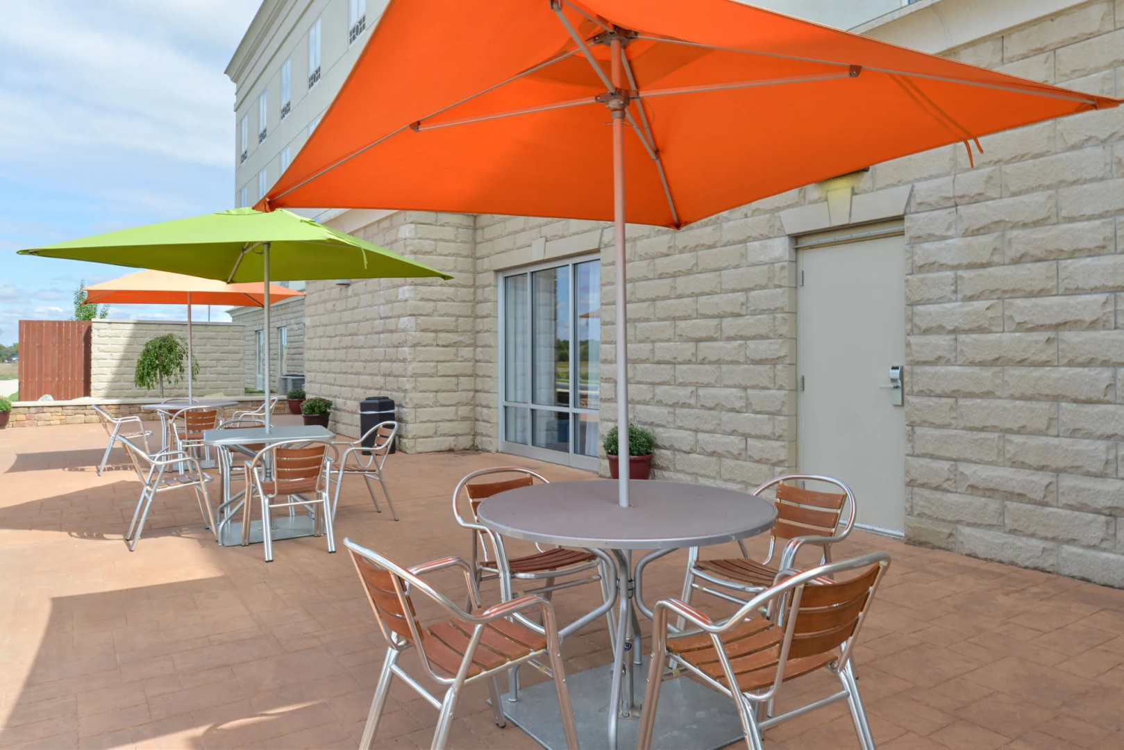 Holiday Inn Express Hotel & Suites Terre Haute by IHG