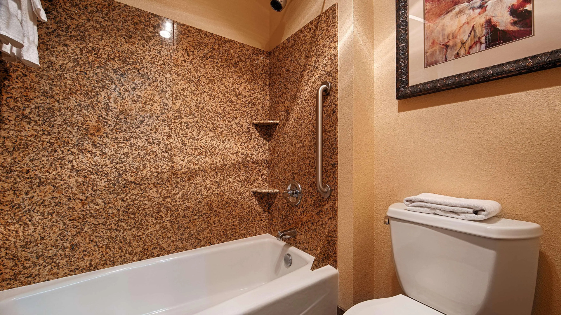 Lloyd Hotel Astoria Bayfront, an Ascend Collection Hotel