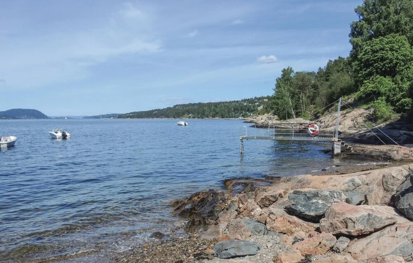 Stunning Home in Hvitsten With 3 Bedrooms