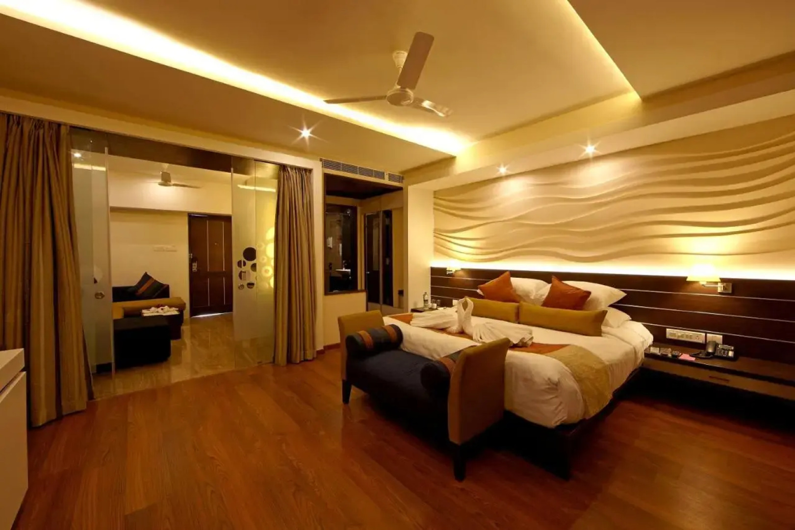 Saravana's Golden Fruits Business Suites