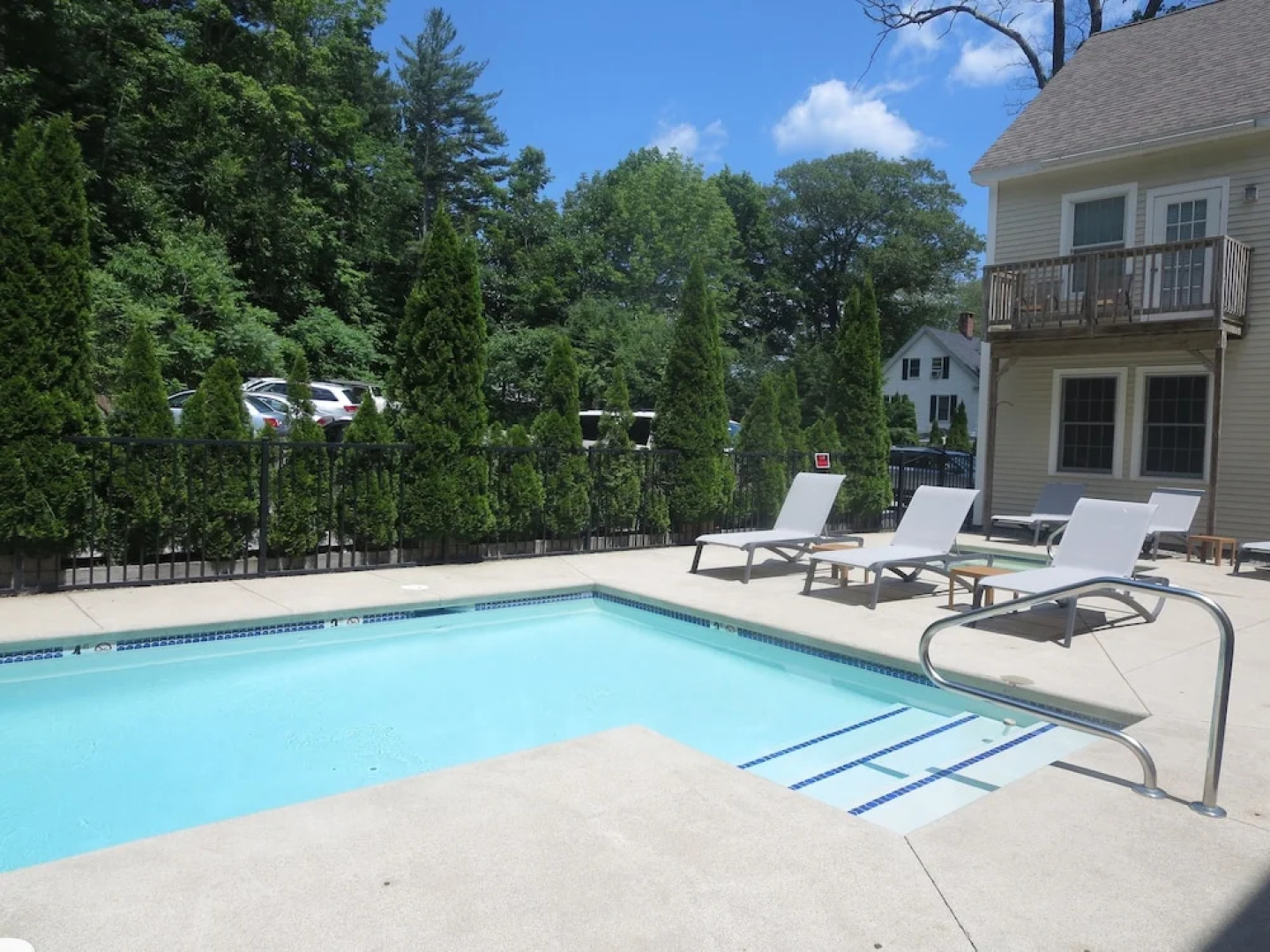 The Admiral's Inn Resort