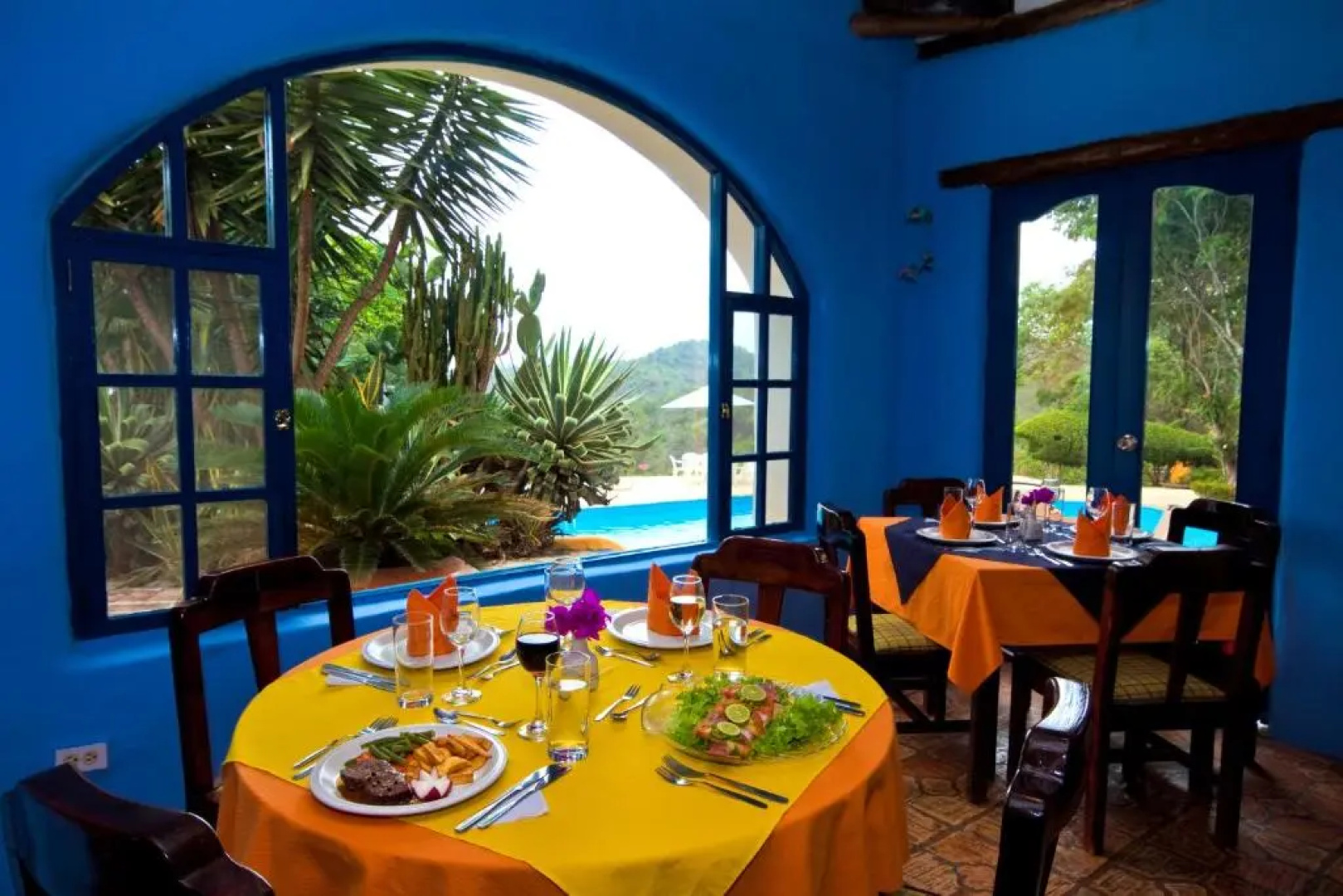 Mantaraya Lodge