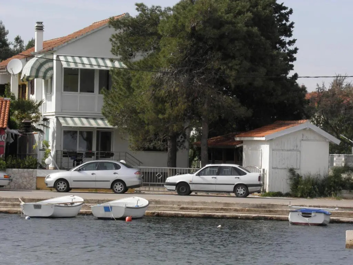 Apartment Sreca - 10m from the sea A1 Sukosan, Zadar riviera