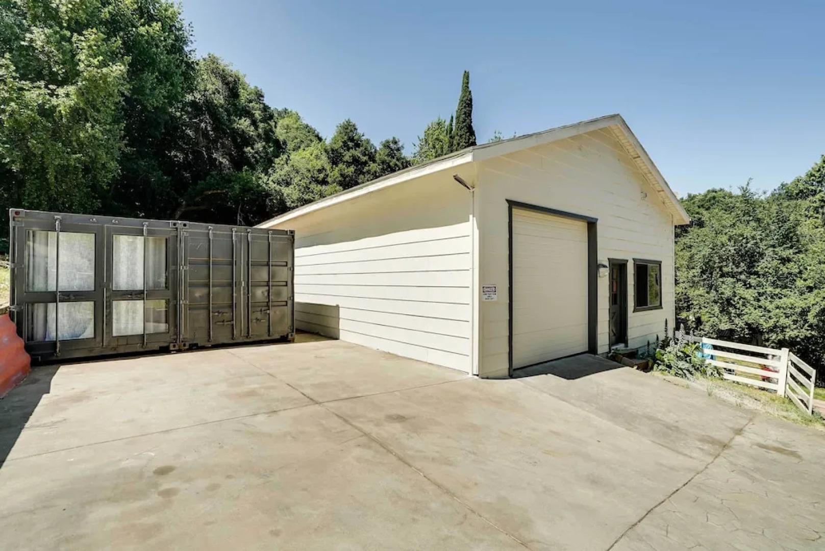 Unique Castro Valley House 30 Mi to San Fran!